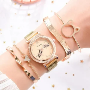 Women Luxury Watches Dragonfly Dial Leather Strap Ladies Watch